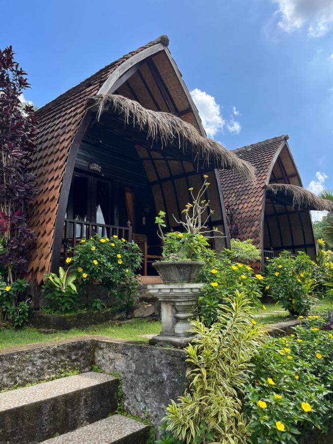 Holy Hills Bungalow Nusa Penida Batumadeg 外观 照片