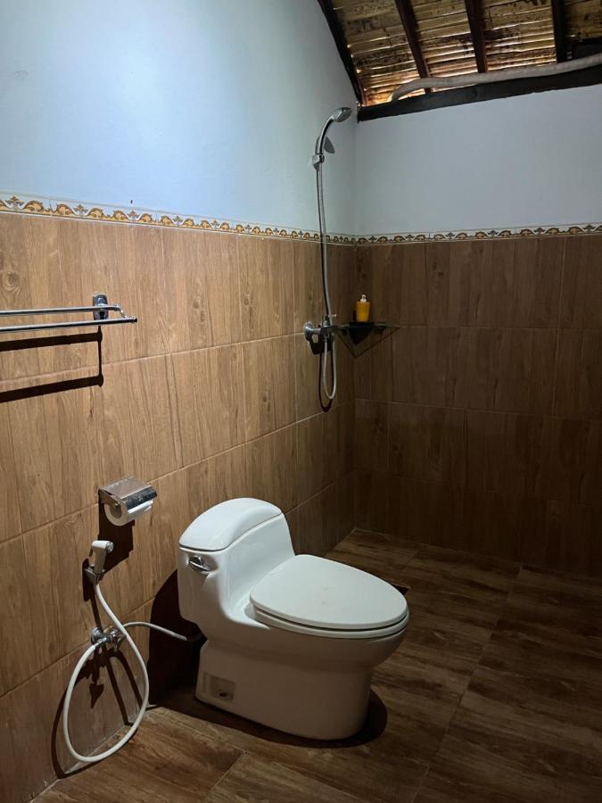 Holy Hills Bungalow Nusa Penida Batumadeg 外观 照片